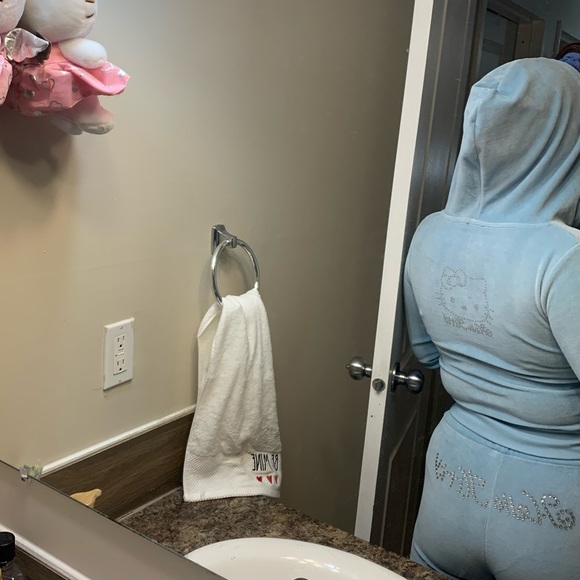 blue velour velvet hello kitty rhinestone tracksuit - Picture 2 of 8